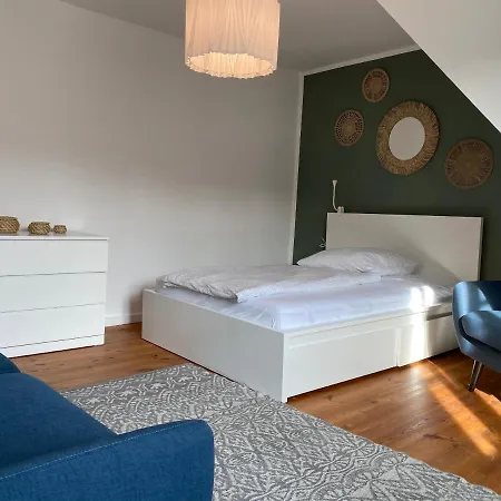 Apt5 - Ferienwohnung Broetzingen Im 4 Og Appartamento *